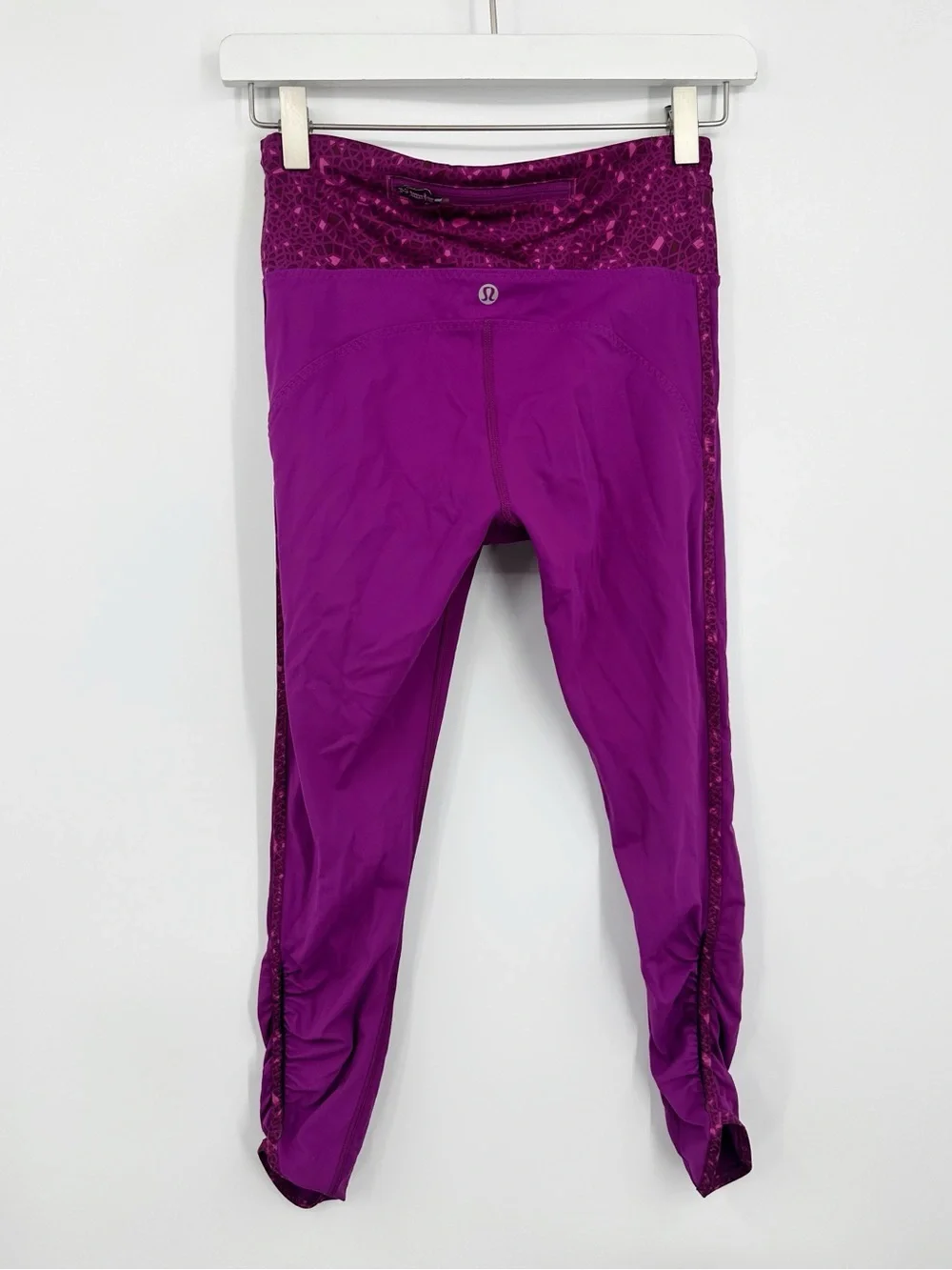 Lululemon Real Quick Purple Cropped Leggings Size 4 Gym Training